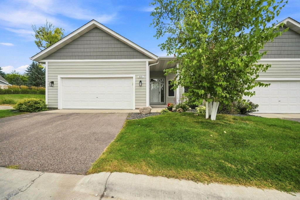 Photo of 833 Southcross Drive E, Burnsville, MN 55306 (MLS # 7131197)