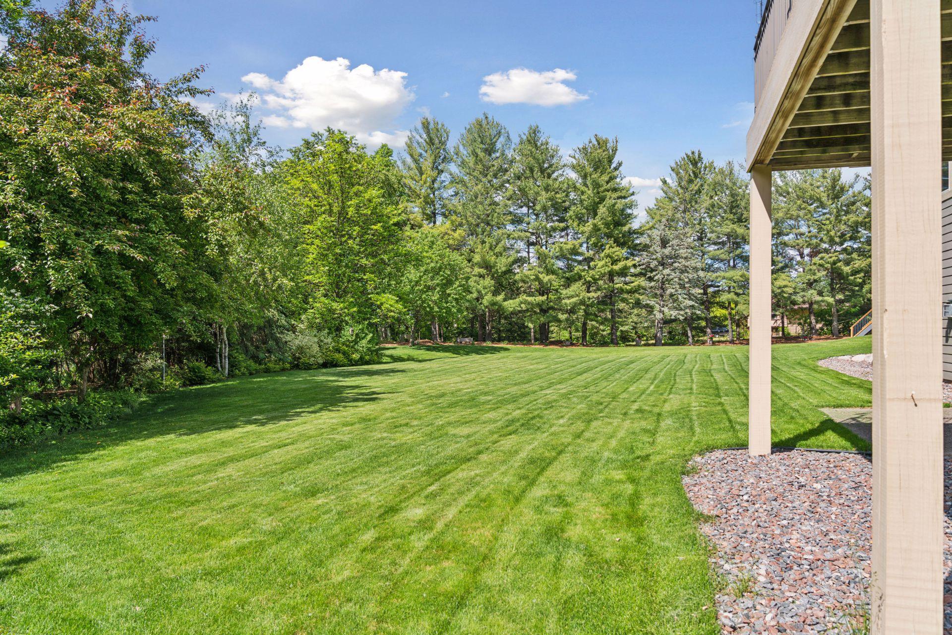 4640 Bluebell Trail N
