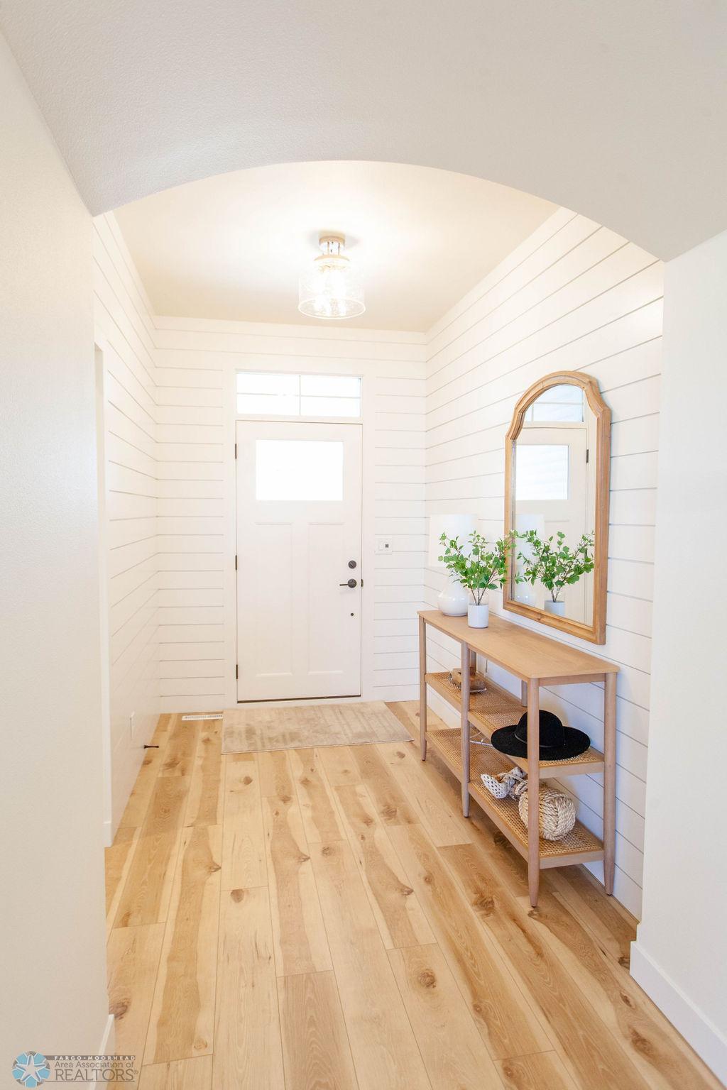 West Fargo, North Dakota 58078, United States, 3 Bedrooms Bedrooms, ,3 BathroomsBathrooms,Residential,Pending Sale,257234