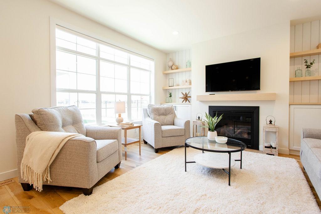 West Fargo, North Dakota 58078, United States, 3 Bedrooms Bedrooms, ,3 BathroomsBathrooms,Residential,Pending Sale,257234