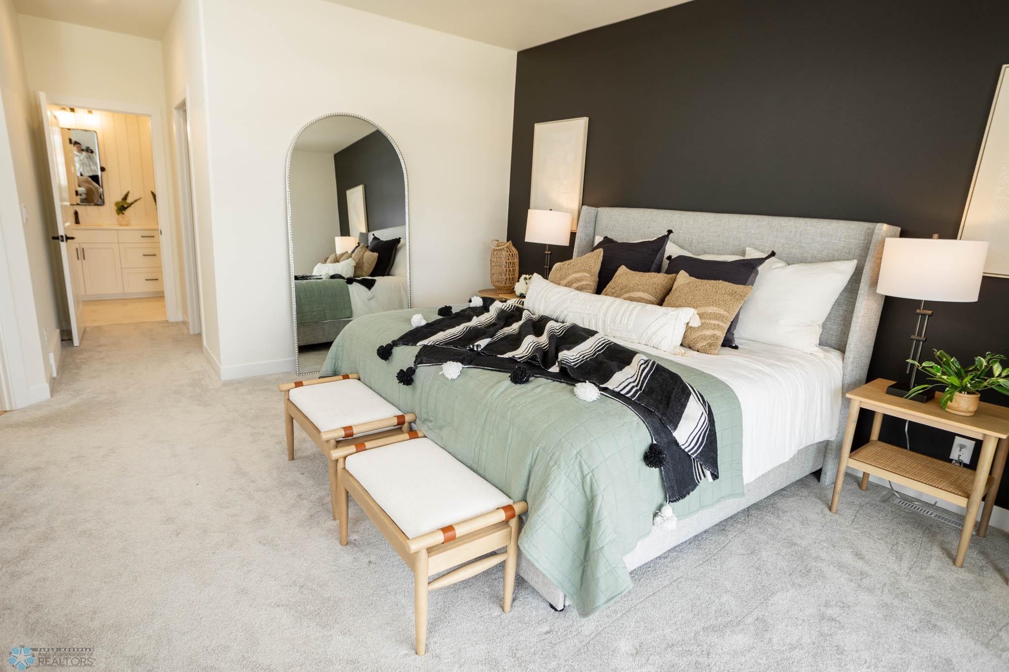 West Fargo, North Dakota 58078, United States, 3 Bedrooms Bedrooms, ,3 BathroomsBathrooms,Residential,Pending Sale,257234