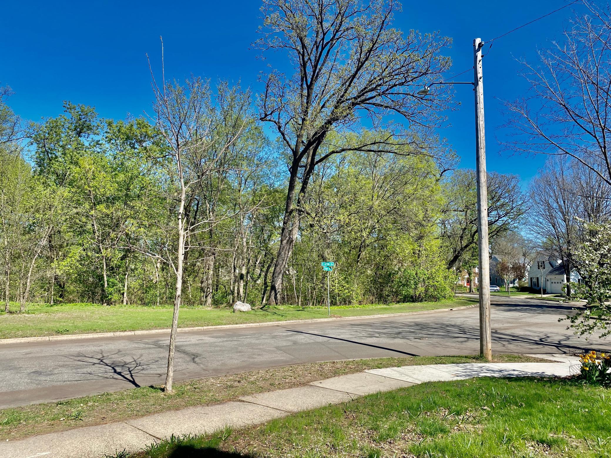 3428 Park Terrace
