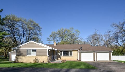 1306 Hillcrest Drive NE Fridley MN 55432