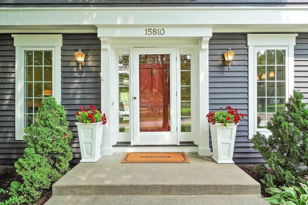 Photo of 15810 Nursery Drive, Minnetonka, MN 55345 (MLS # 7123413)