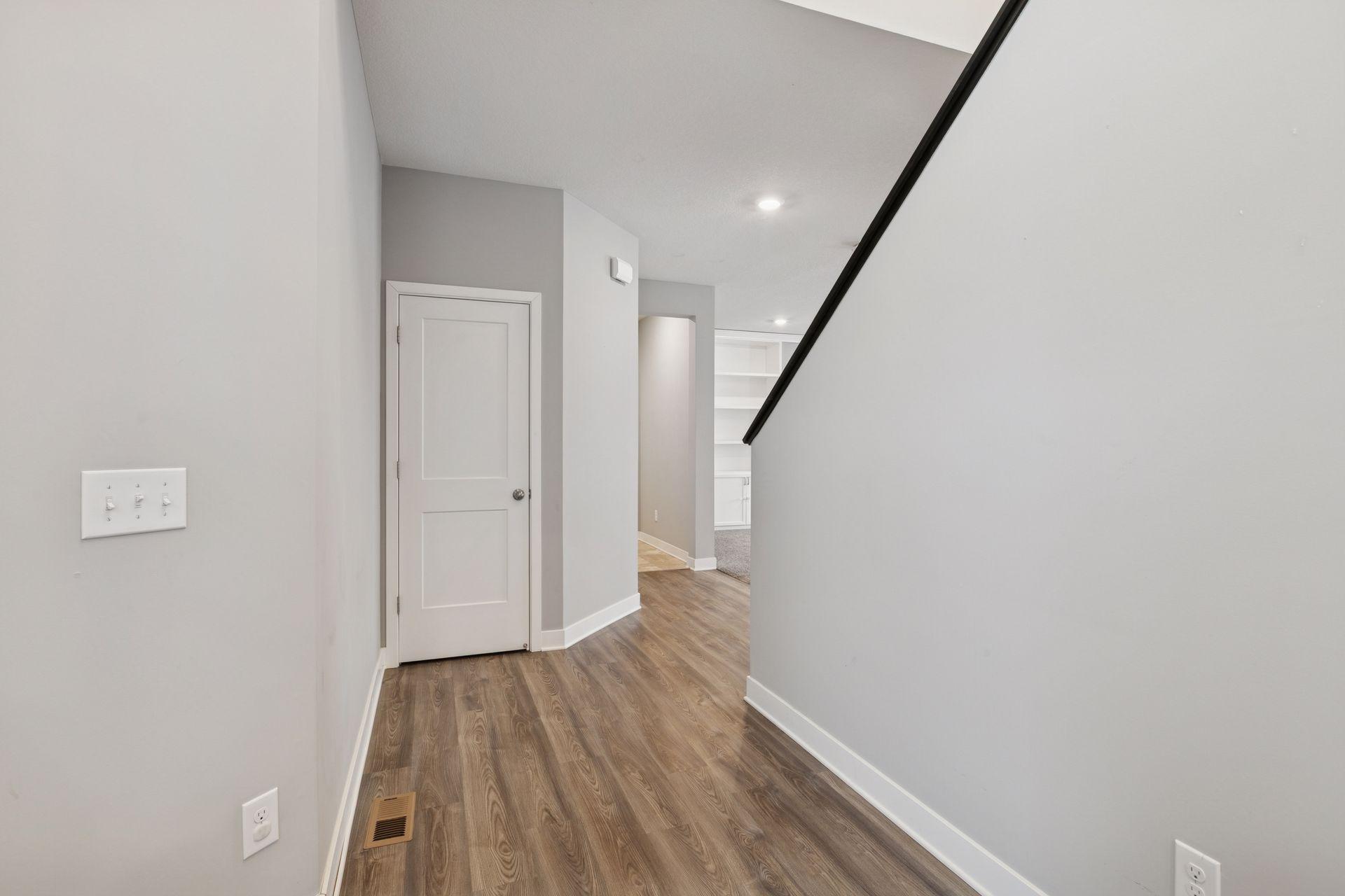 19351 Meadow View Lane