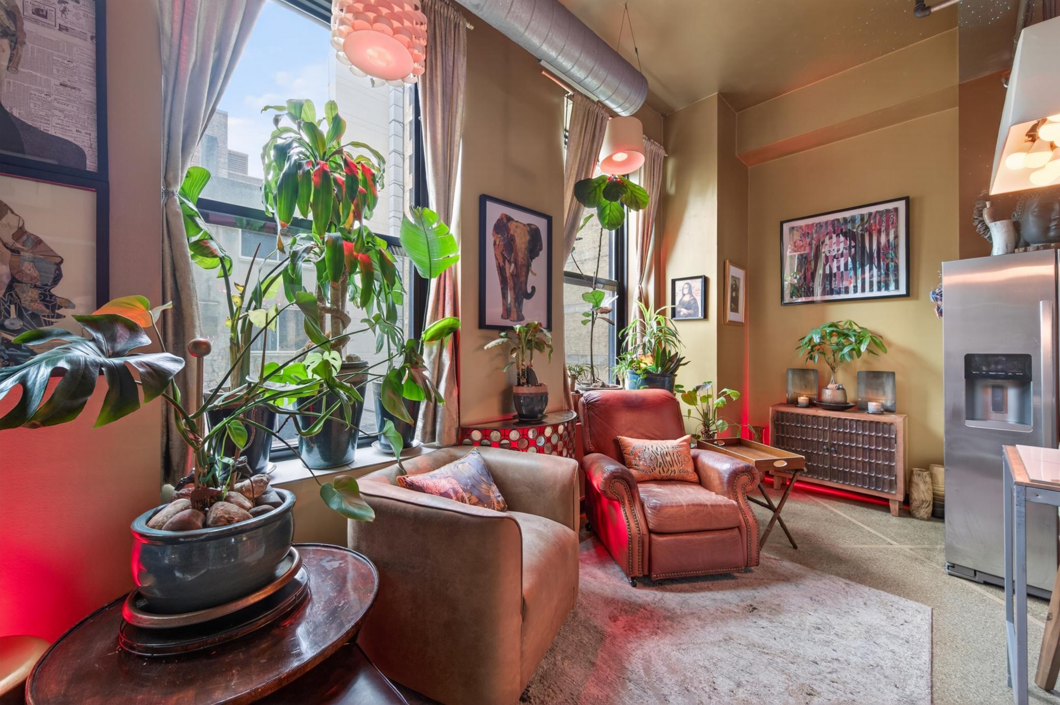 350 Saint Peter Street 511