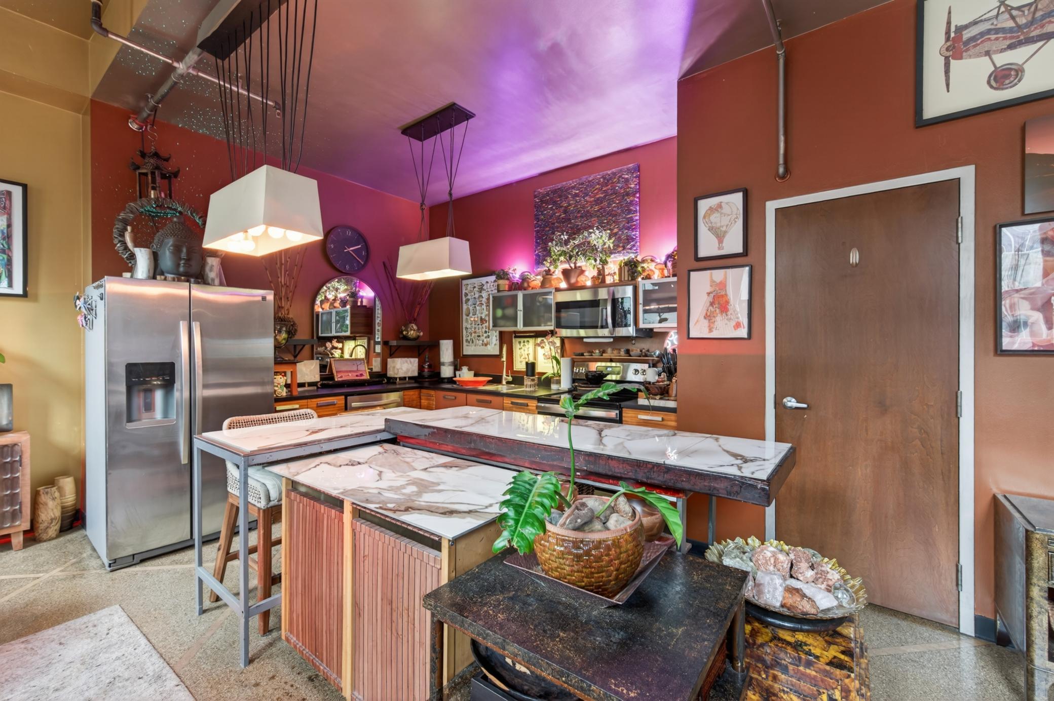 350 Saint Peter Street 511