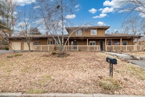 4497 S Oak Leaf Court Vadnais Heights MN 55127