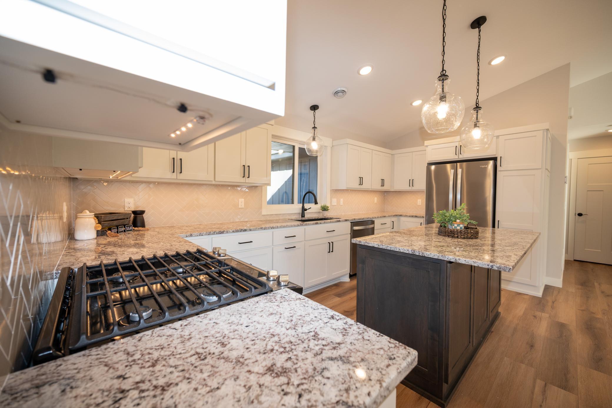 7719 Scenic Overlook