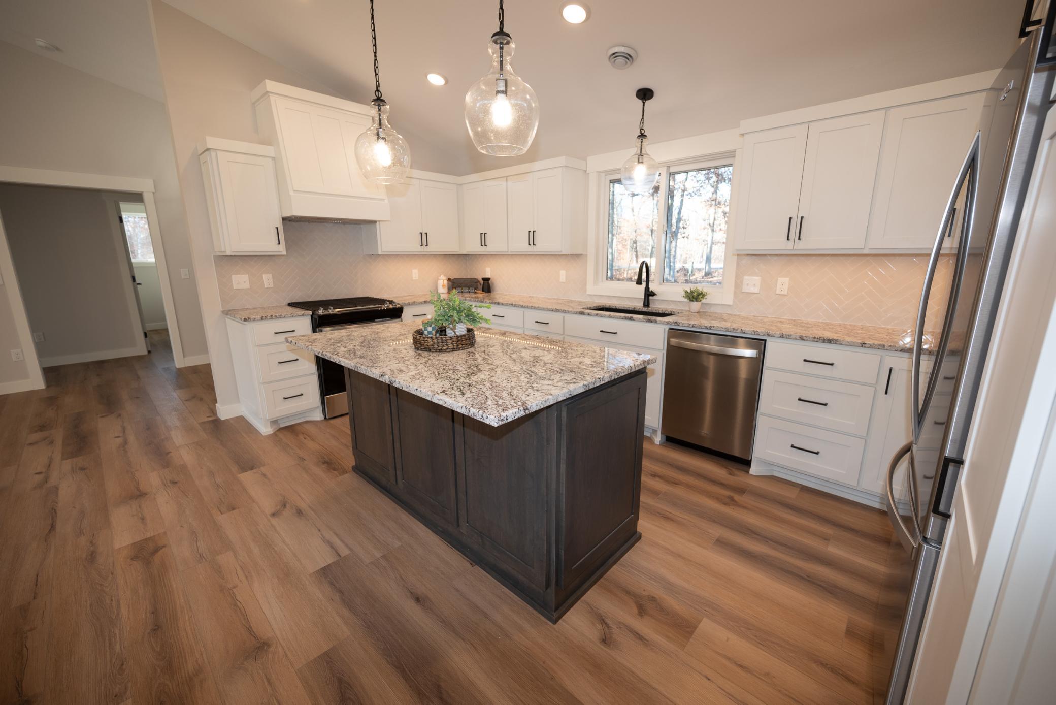 7719 Scenic Overlook