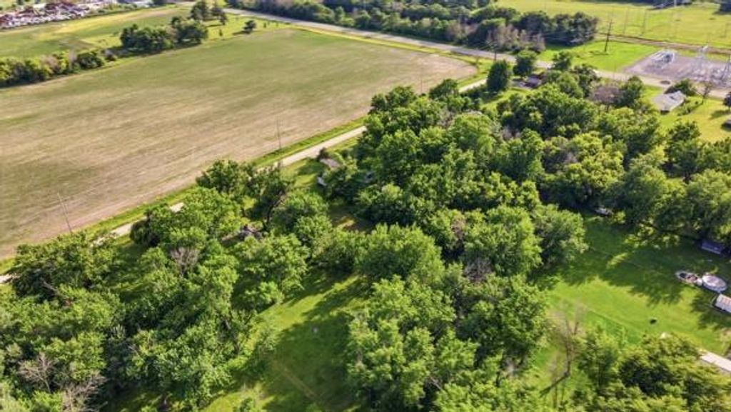 Photo of 1309 28th Avenue NE, Austin, MN 55912 (MLS # 7097717)