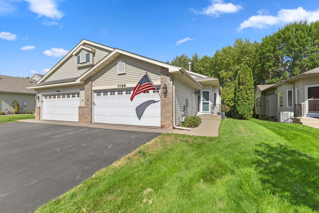 Photo of 7088 98th Street S, Cottage Grove, MN 55016 (MLS # 7149457)