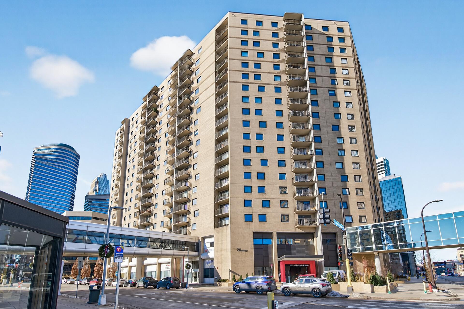121 Washington Avenue S 1010