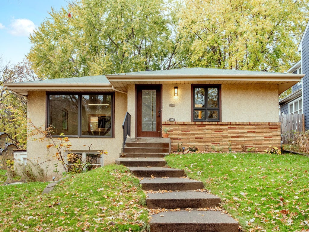 Photo of 2387 Bourne Avenue, Saint Paul, MN 55108 (MLS # 7166273)
