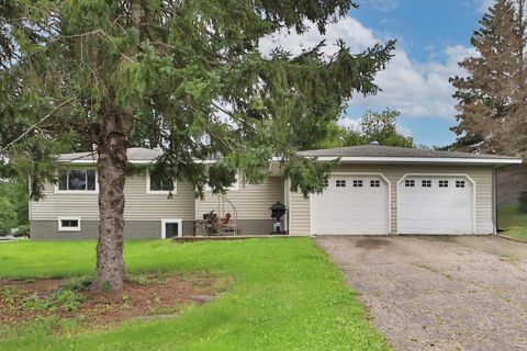 Photo of 401 Jefferson Avenue S, Sebeka, MN 56477 (MLS # 6771342)