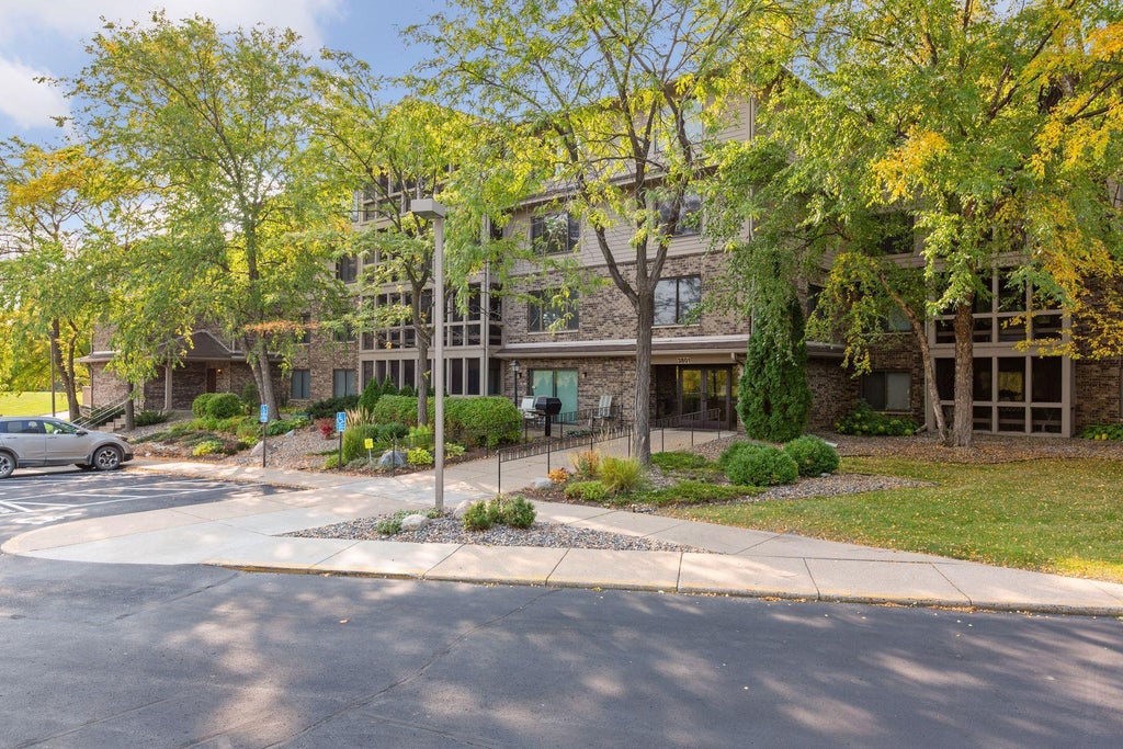 Photo of 3801 W 98th Street #208, Bloomington, MN 55431 (MLS # 7155440)