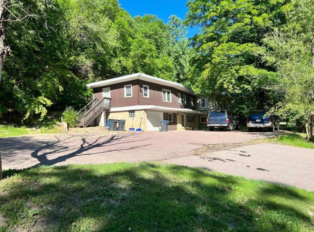 Photo of 1035 Thompson Ravine Road, Mankato, MN 56001 (MLS # 7028529)