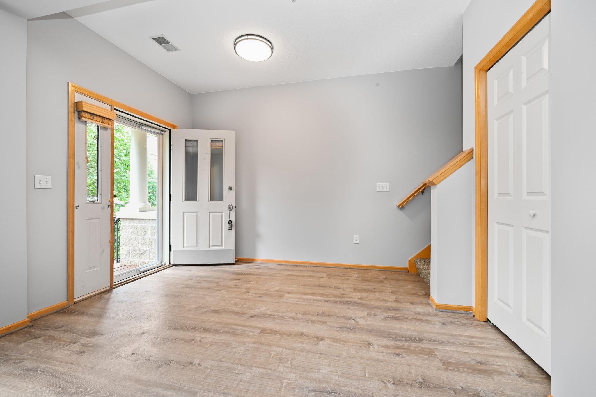 1550 Zarthan Avenue S 506