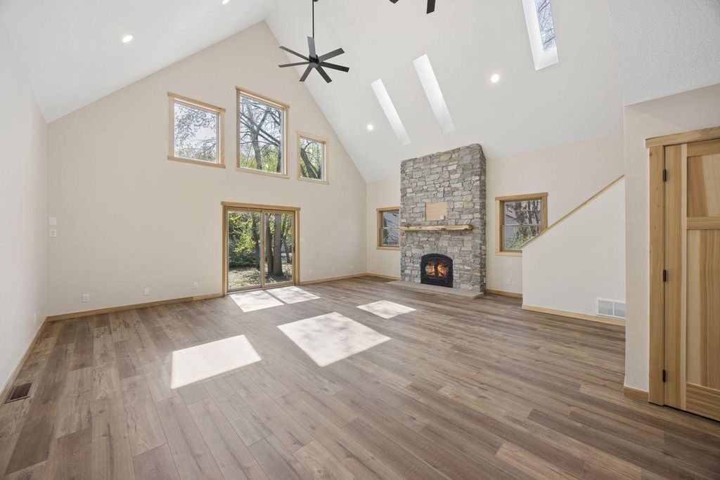 Photo of 247 Glenmar Avenue, Mahtomedi, MN 55115 (MLS # 6826497)