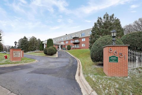 8651 Basswood Road 203 Eden Prairie MN 55344