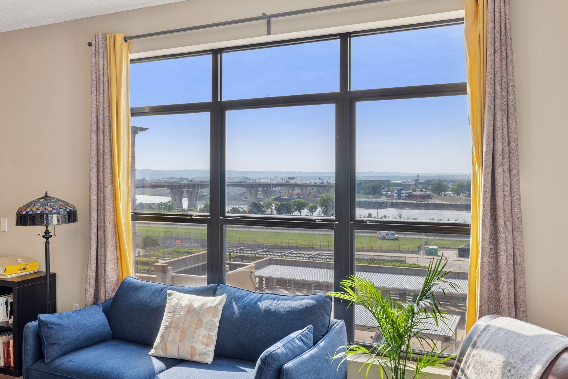 270 4th Street E 509