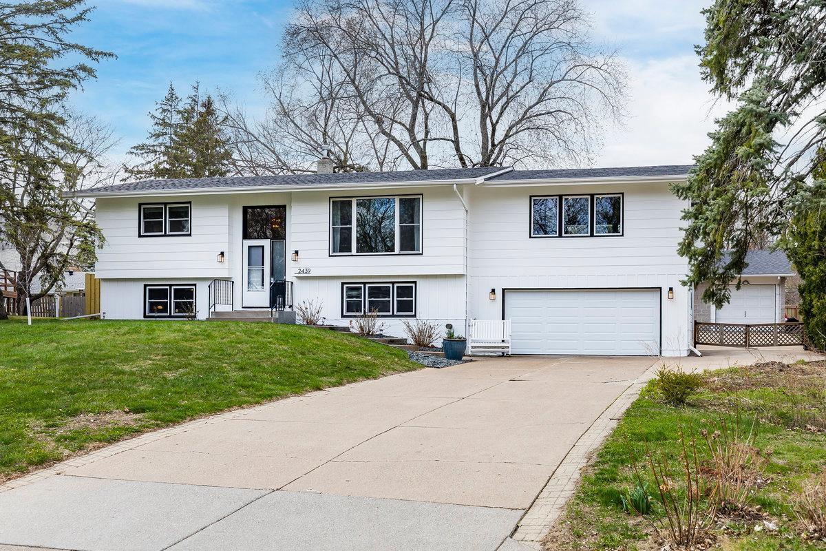 2439 Churchill Street