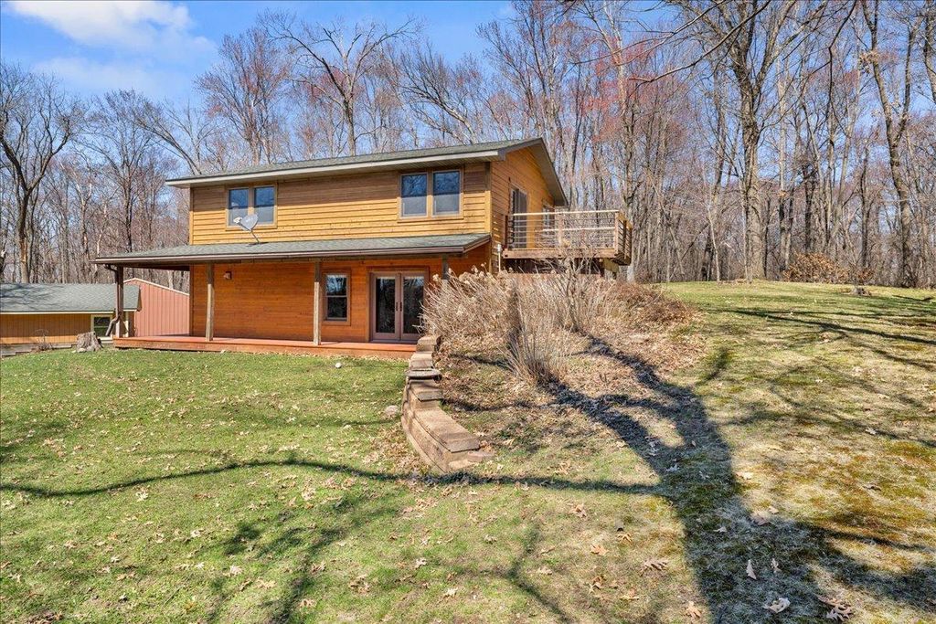 Photo of 624 220th Avenue, Somerset, WI 54025 (MLS # 7024539)