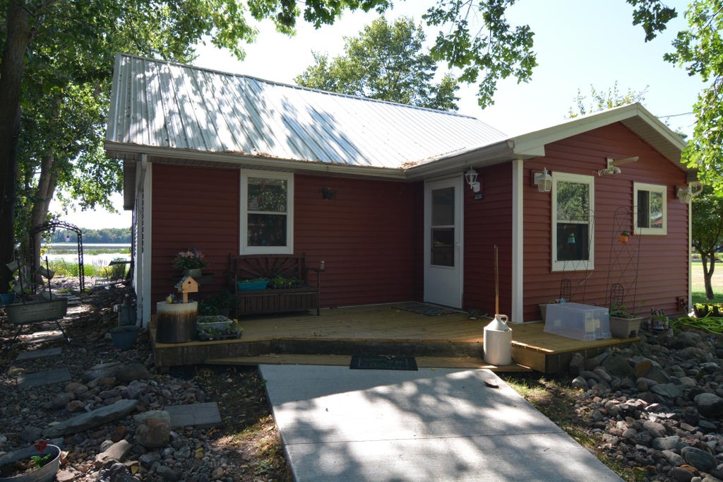 Photo of 1215 Lake Shore Boulevard, Wahkon, MN 56386 (MLS # 7123372)