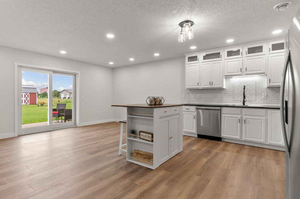 Photo of 920 Portland Street, Villard, MN 56385 (MLS # 7011683)