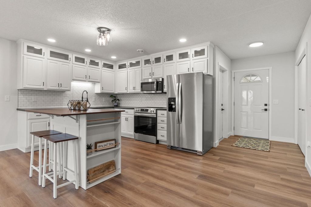 Photo of 920 Portland Street, Villard, MN 56385 (MLS # 7011683)