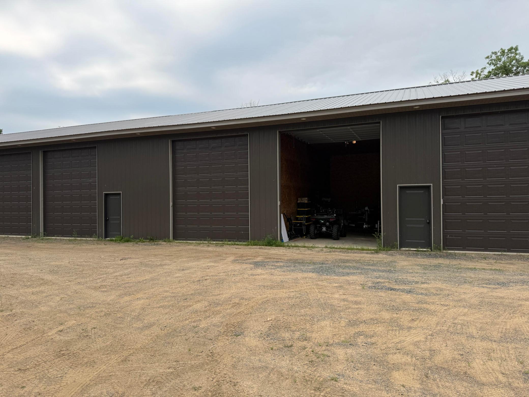 50018 Long Point Place