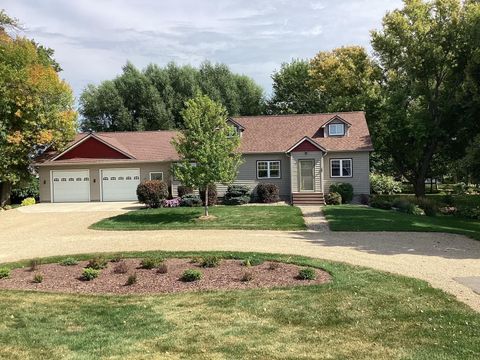 Photo of 28674 810th Avenue, Hollandale, MN 56045 (MLS # 6789654)
