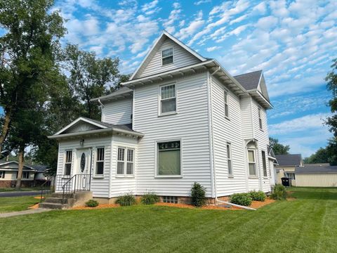 Photo of 118 Somerville Avenue, Morgan, MN 56266 (MLS # 6766585) Photo of 118 Somerville Avenue, Morgan, MN 56266 (MLS # 6766585)