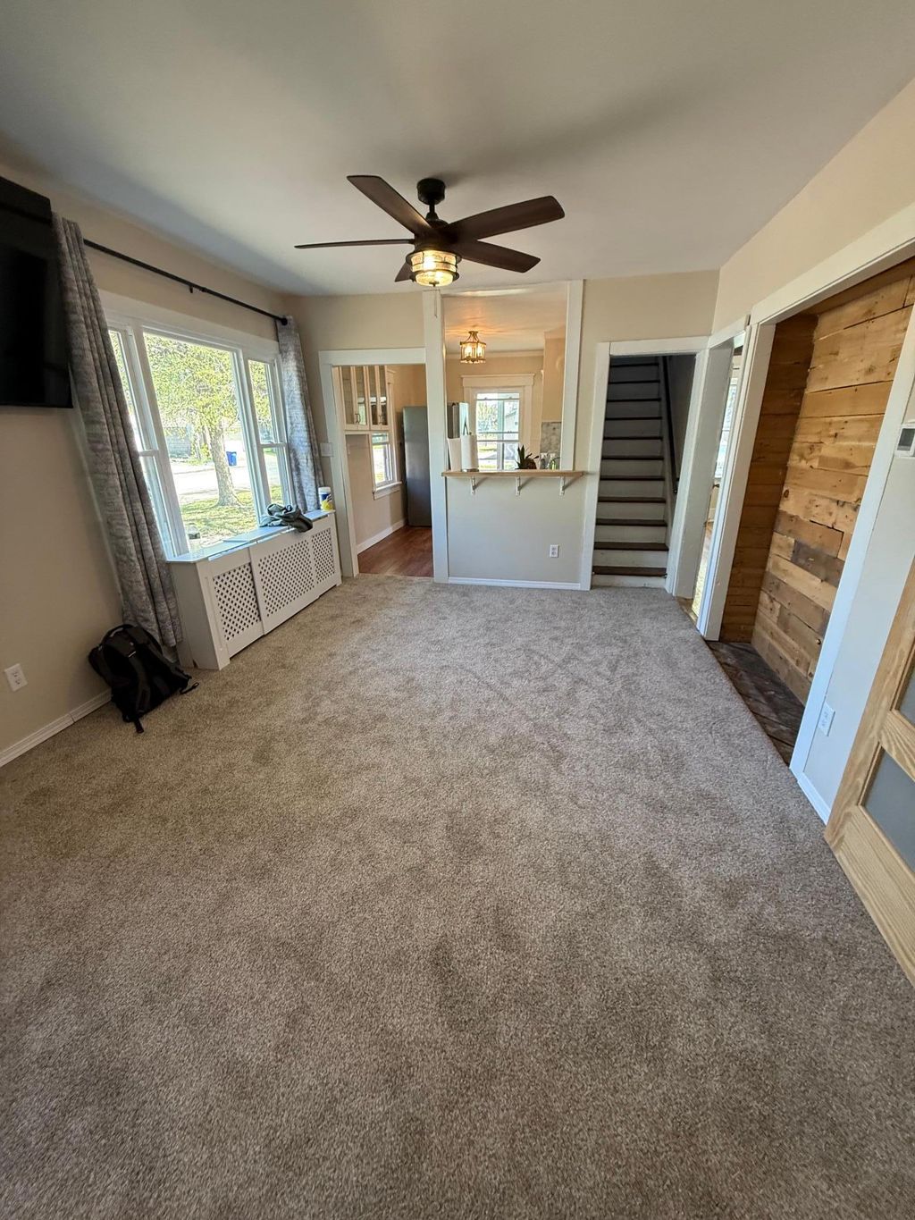 Photo of 1258 Farrington Street, Saint Paul, MN 55117 (MLS # 7070707)