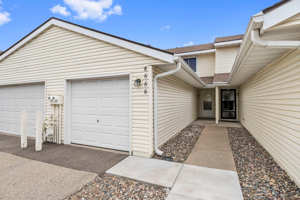 Photo of 6666 Xerxes Place N, Brooklyn Center, MN 55430 (MLS # 7141486)