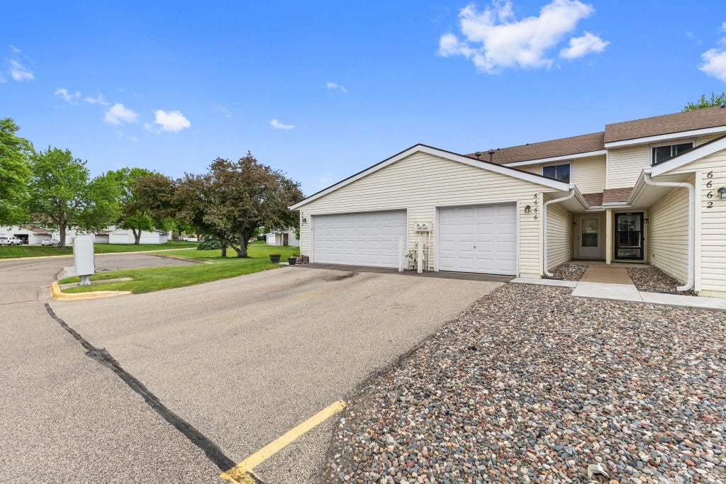 Photo of 6666 Xerxes Place N, Brooklyn Center, MN 55430 (MLS # 7141486)