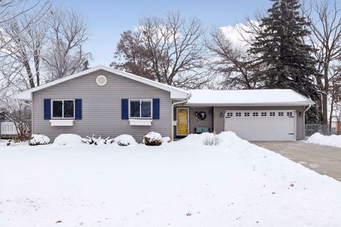 1297 Pinewood Drive Woodbury MN 55125