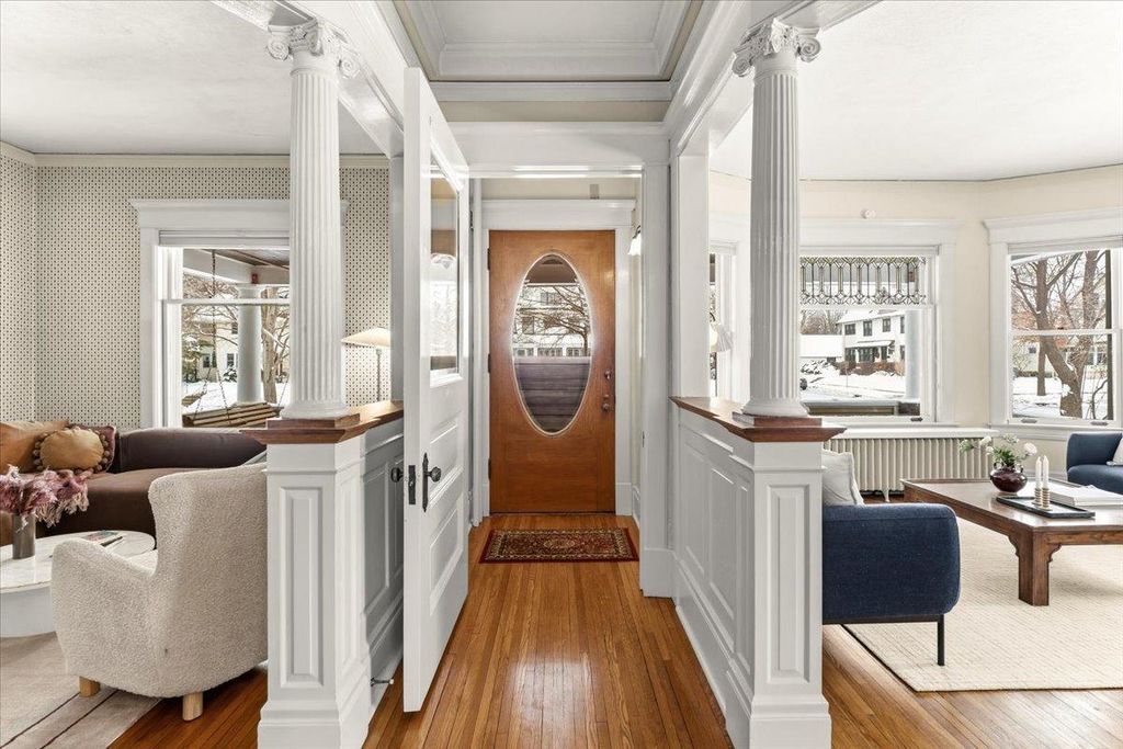 Photo of 1157 Portland Avenue, Saint Paul, MN 55104 (MLS # 7002092)