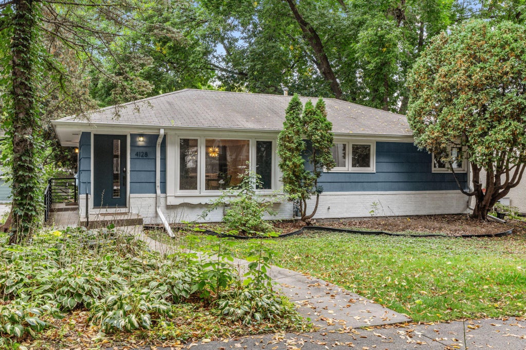 Photo of 4128 Ewing Avenue S, Minneapolis, MN 55410 (MLS # 7148663)