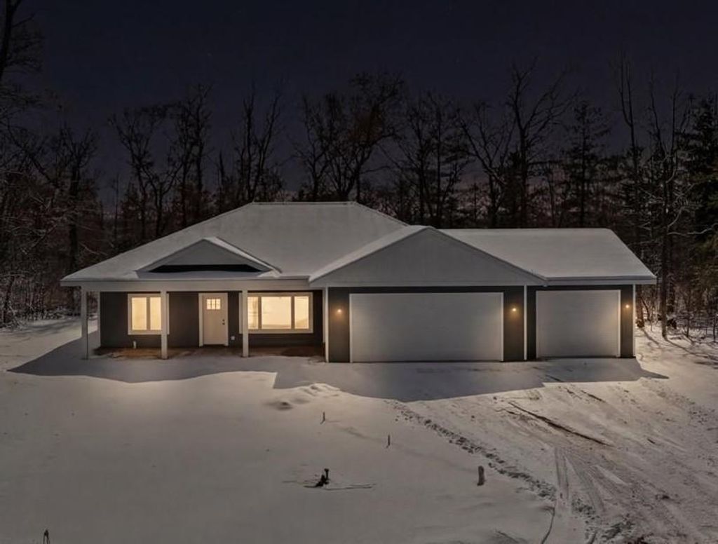 Photo of 15828 Old Stonebridge Trail, Brainerd, MN 56401 (MLS # 7036916)