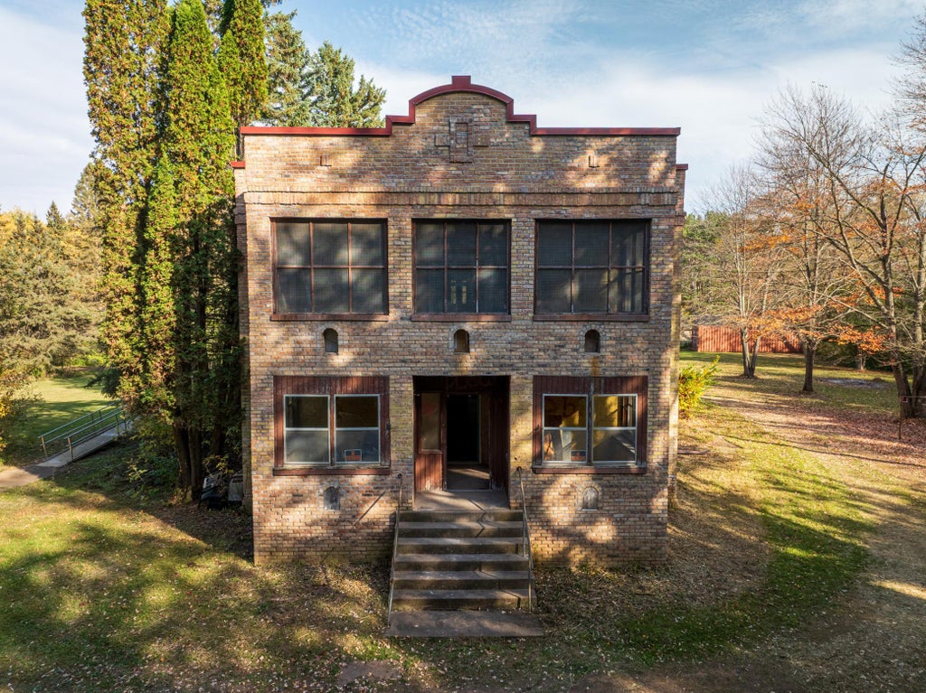 Photo of 2596 Fire Monument Road, Hinckley, MN 55037 (MLS # 7157125)