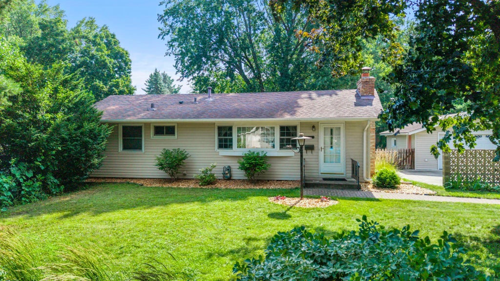 Photo of 10433 Washburn Avenue S, Bloomington, MN 55431 (MLS # 7069162)