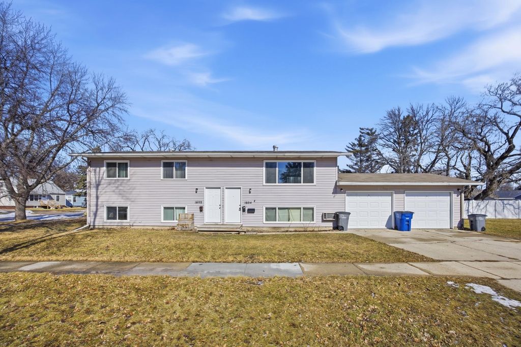 Photo of 1602 6th Avenue N, Moorhead, MN 56560 (MLS # 7039333)