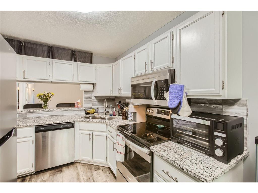 5940 Fernwood Street