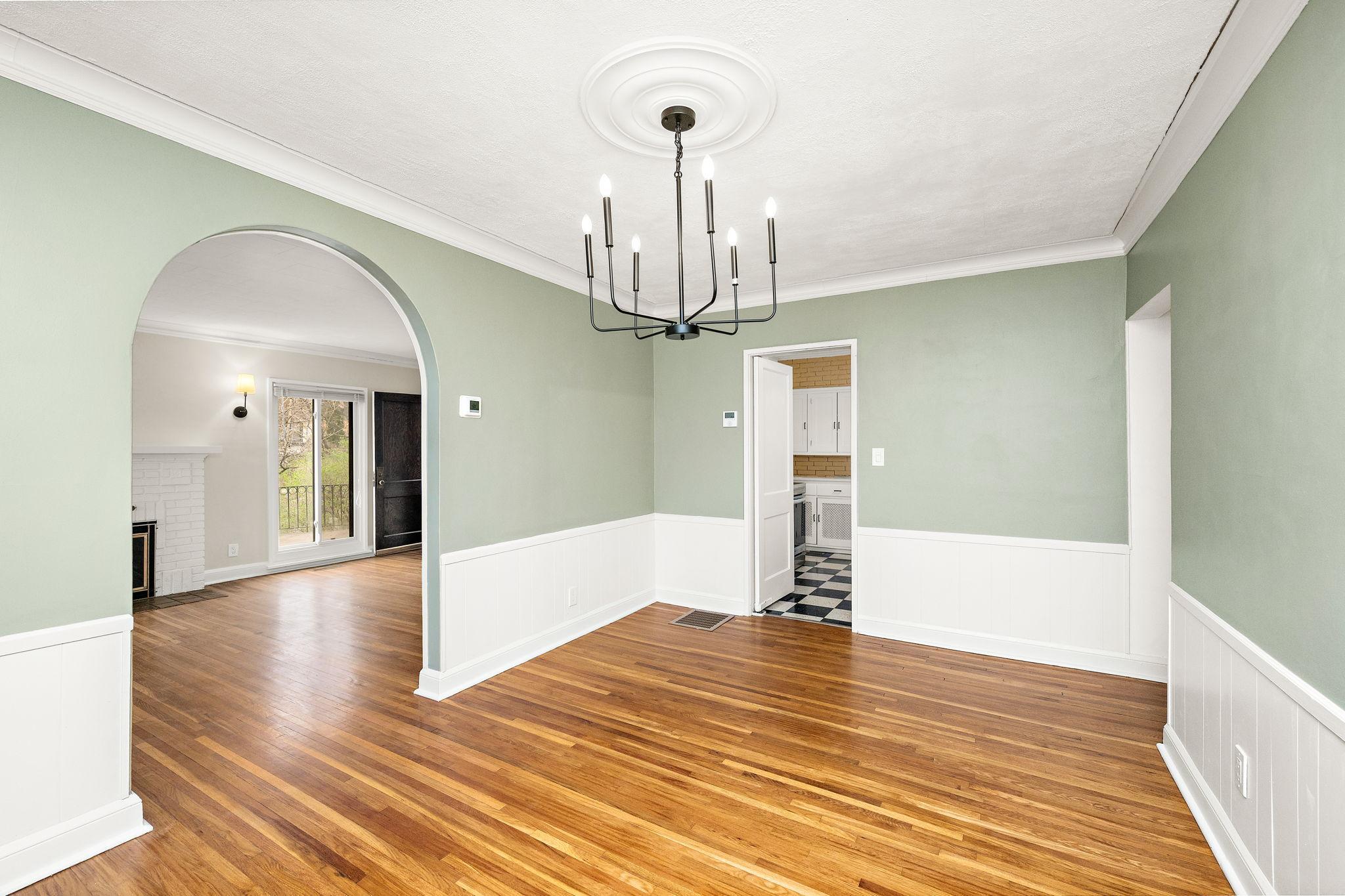 5205 Belmont Avenue S