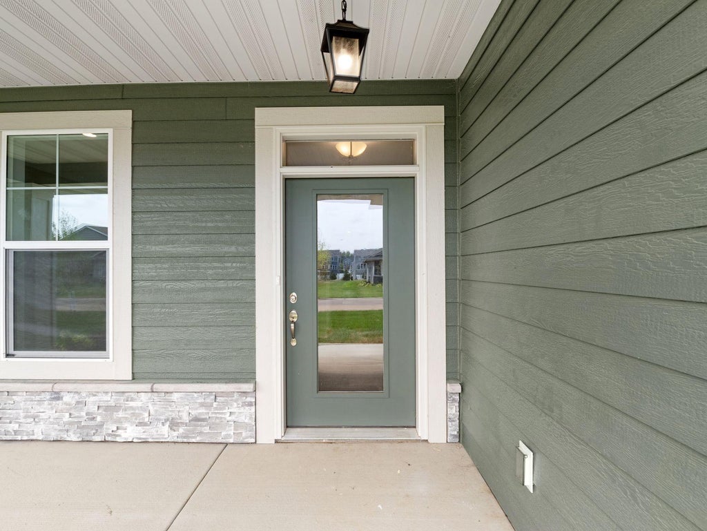 Photo of 17717 Everest Avenue, Lakeville, MN 55044 (MLS # 7150854)