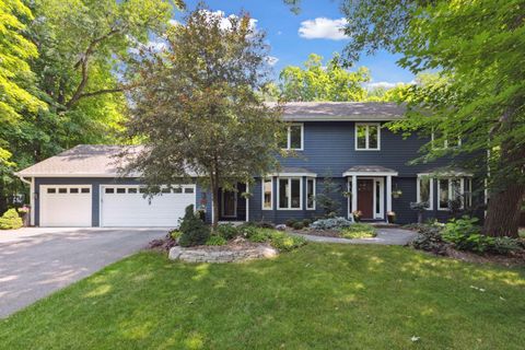 655 Holly Lane N Plymouth MN 55447