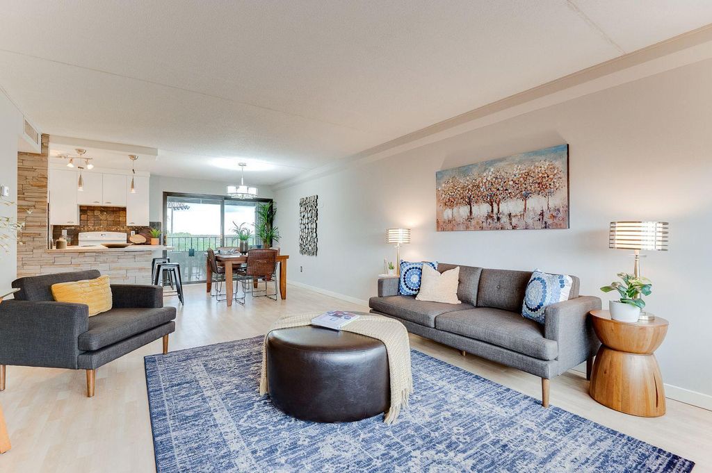 Photo of 1920 S 1st Street #304, Minneapolis, MN 55454 (MLS # 7031744)