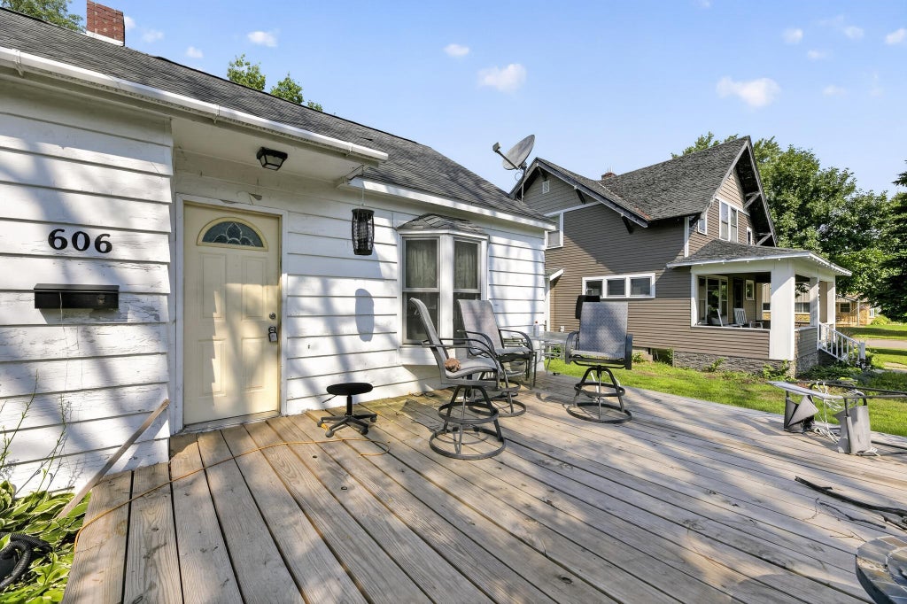 Photo of 606 S Miller Avenue, Litchfield, MN 55355 (MLS # 7121405)