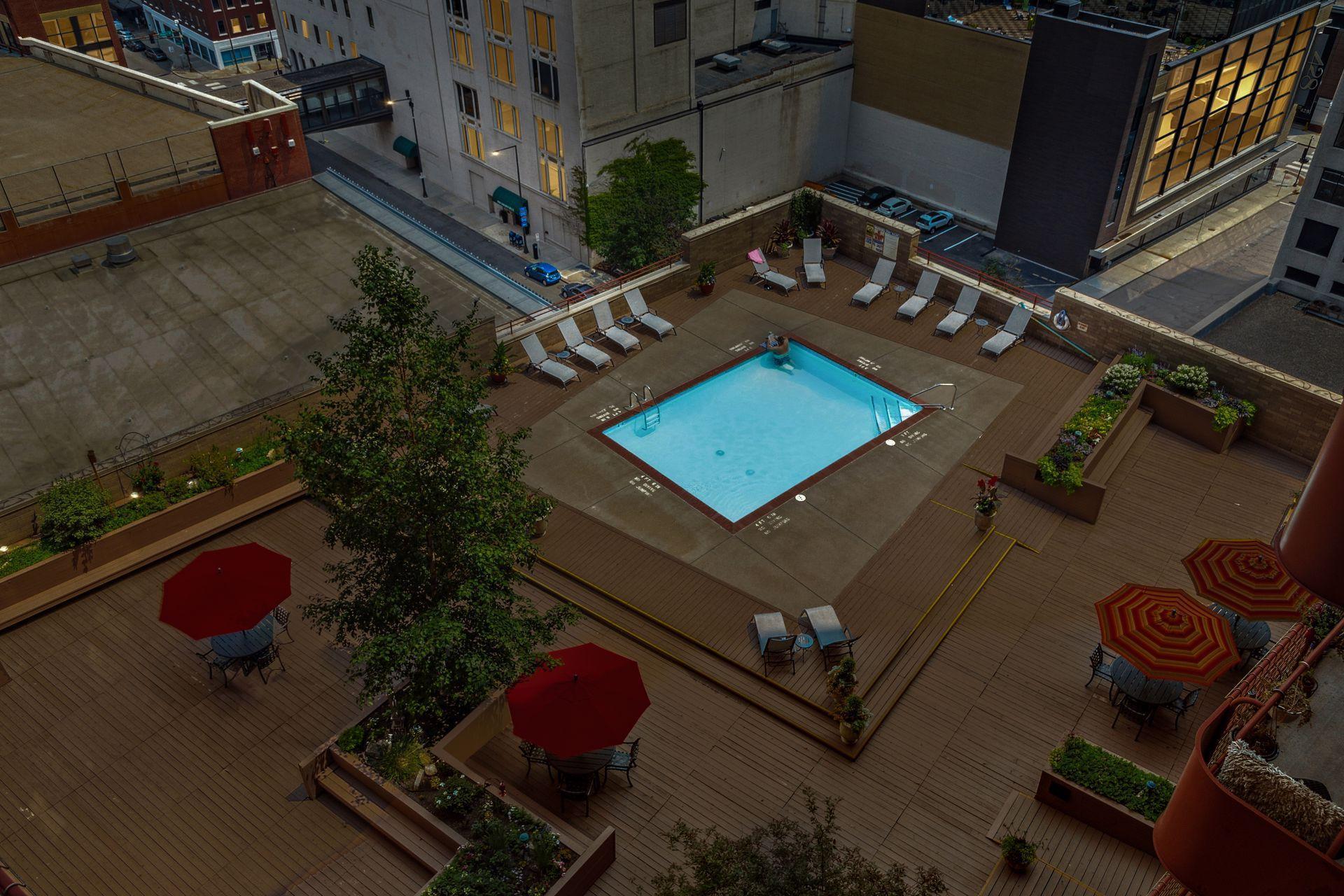 66 9th Street E 2501